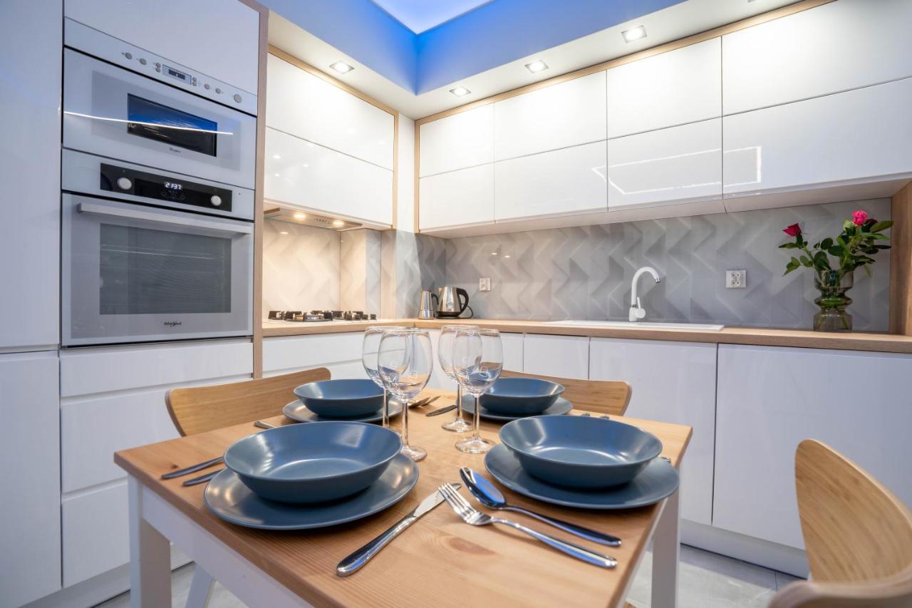 New Apartament Vip Blue Warszawa+Parking Wola Mrokowska Esterno foto